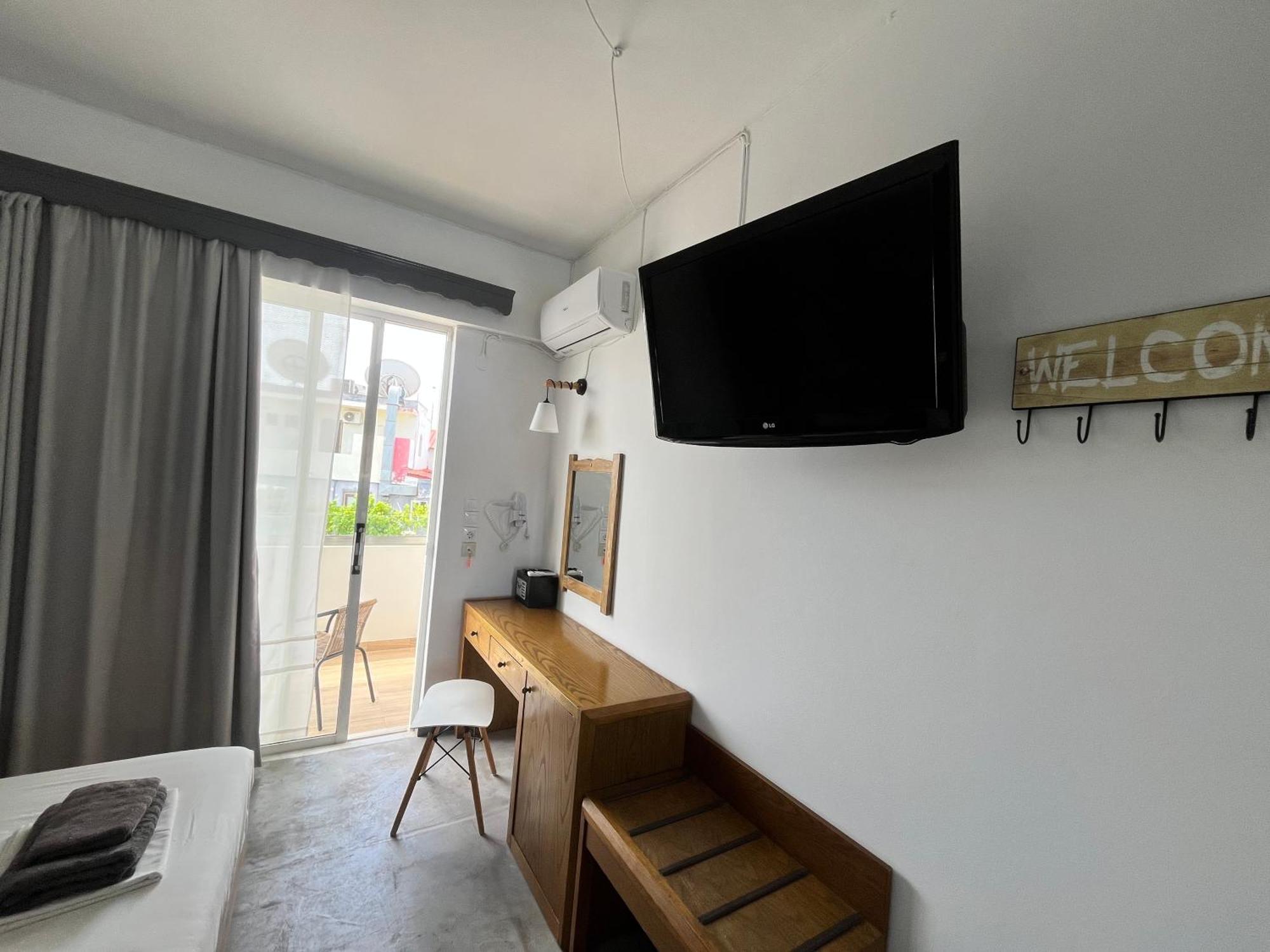 Family House Faliraki Studios Apartments エクステリア 写真